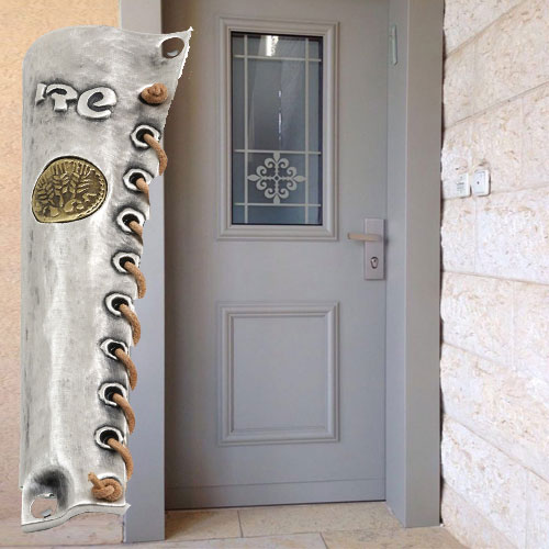בית מזוזה כפרי לדלת כניסה לבית ולמשרד | דנון עיצובים – תמונה 6
